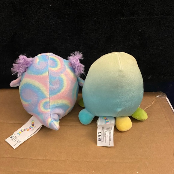 NWT 4” Vivie and Oldin Squishmallows - Picture 2 of 3